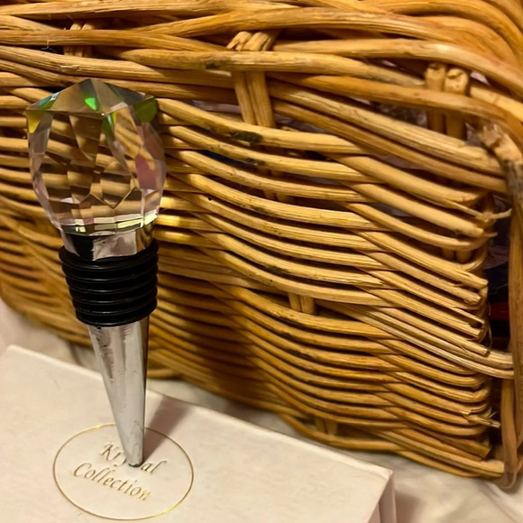 NIB Crystal Wine Bottle Stopper - Picture 3 of 6